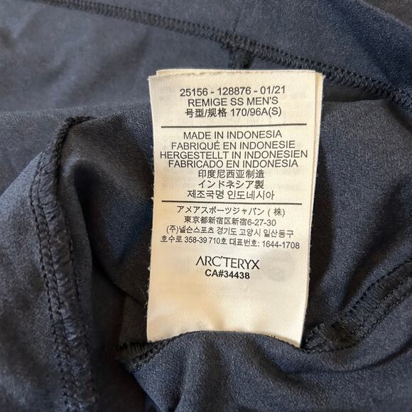 Arc'teryx Remige Shirt Men's Size Small Performance V Neck Hiking Camping Casual - Picture 3 of 6